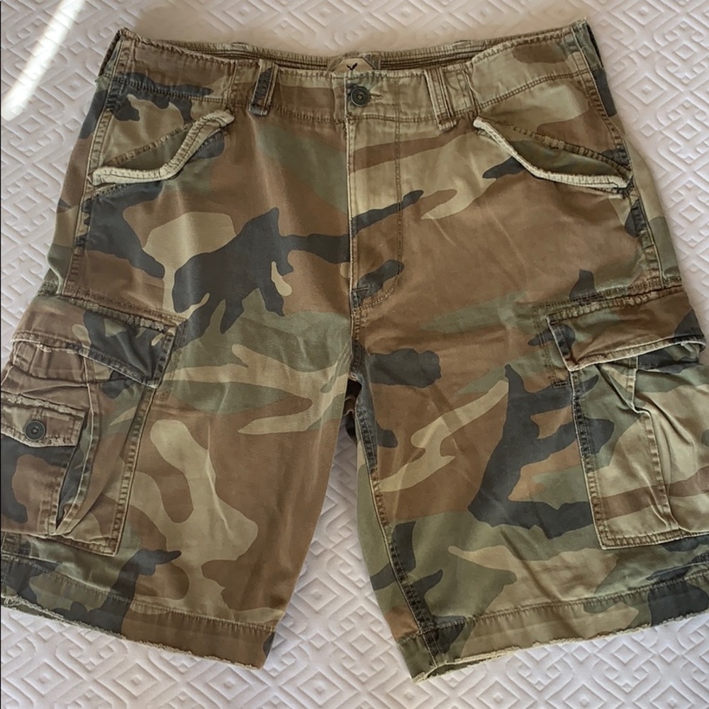 Men’s Camo American Eagle Shorts